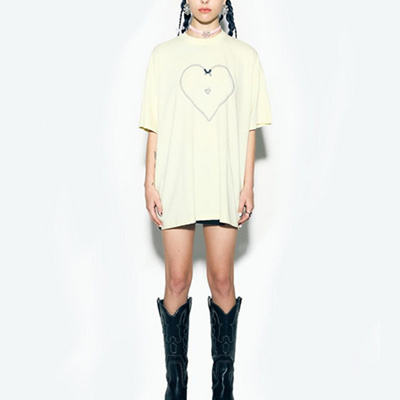 hongfeng designs heart t shirts for women with lace details and oversized comfy fit.